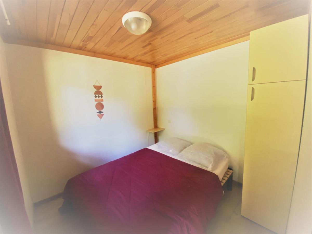 Camping Familial Les Chalets D'Uza Экстерьер фото