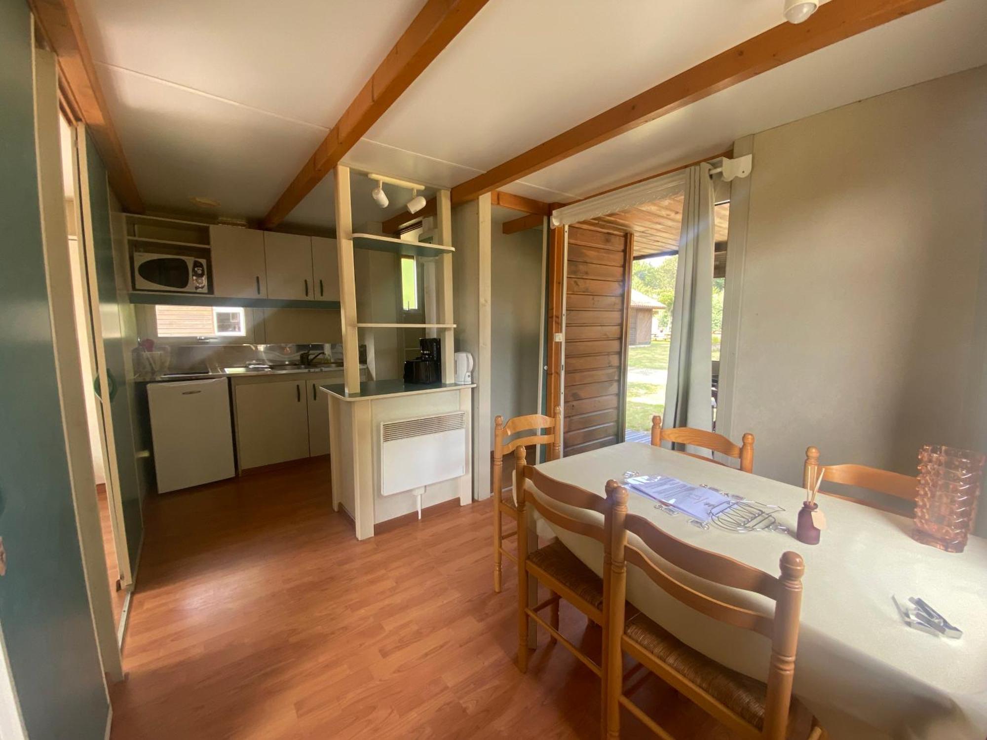 Camping Familial Les Chalets D'Uza Экстерьер фото